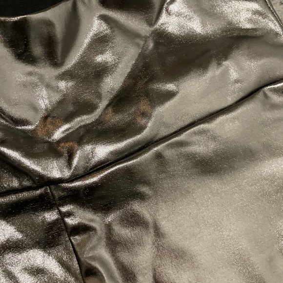 Metallic Silver Leggings - Picture 2 of 3
